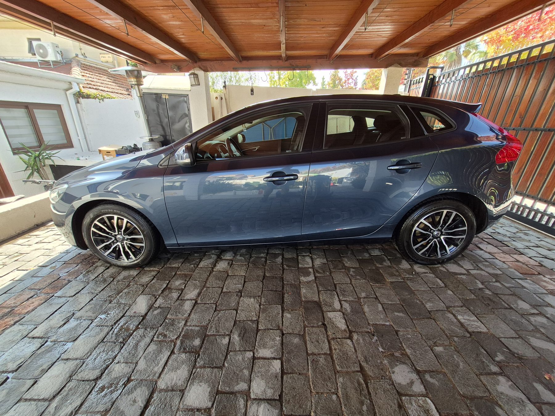 Volvo después de un lavado Cloud Clean